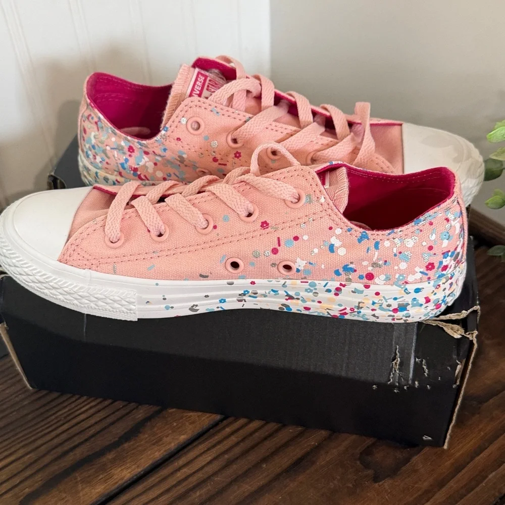 NWT Converse Kids Chuck Taylor All Star Ox Confetti sneakers